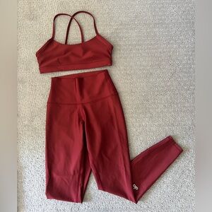 ALO Yoga 7/8 HIGH-WAIST AIRLIFT LEGGING and AIRLIFT INTRIGUE BRA Cranberry set